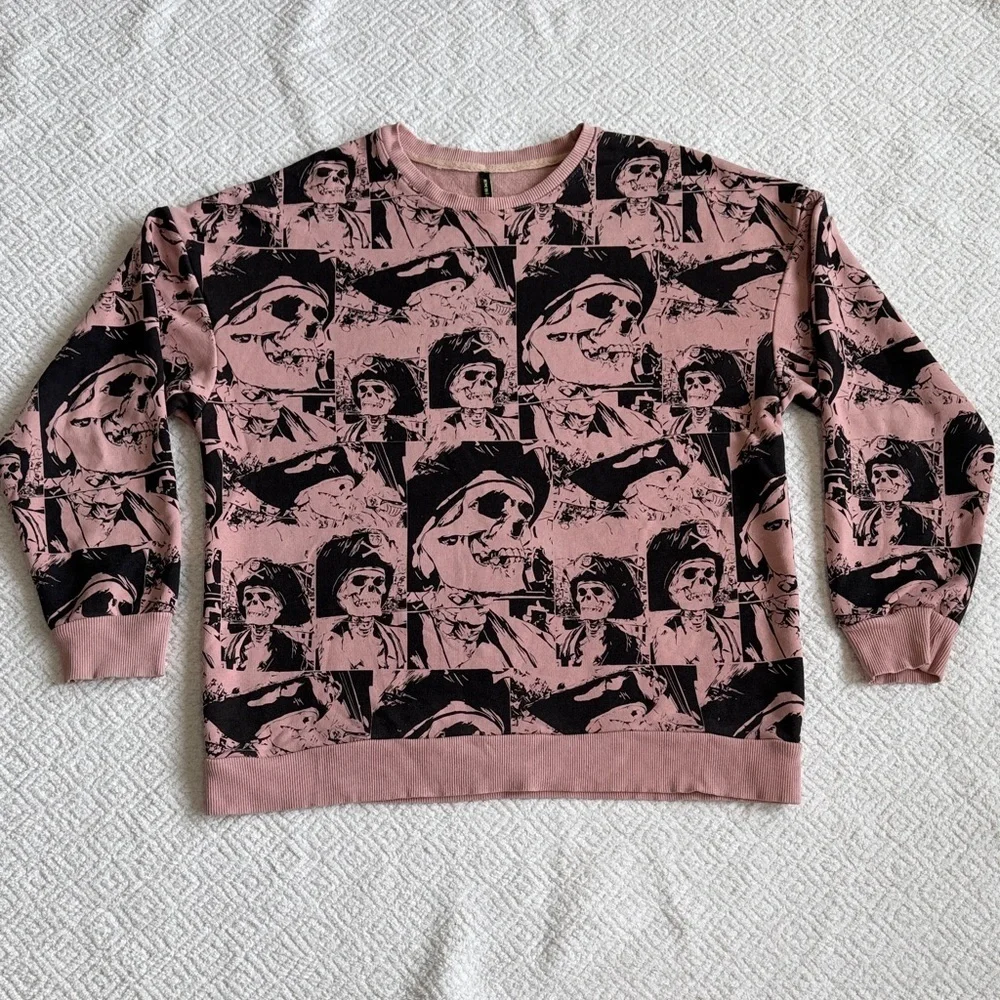 Eksi-1 Skull Graphic Pink Crew Neck Sweater Sz M